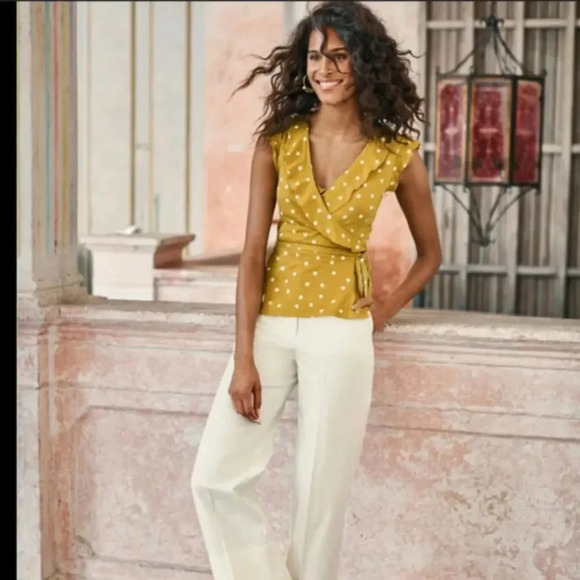 Boden Yellow Polkadot Ruffled Wrap Top - Picture 1 of 4